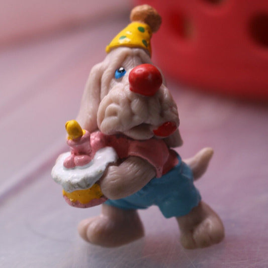 Wrinkle Dog Birthday Cake Surprise Celebration Hat Ganz Bros Pvc Figure  Toy