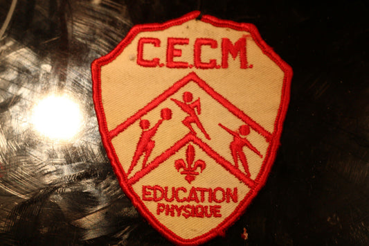 Vintage Shoulder Patche Souvenir C.E.C.M Education Physique School Québec Canada