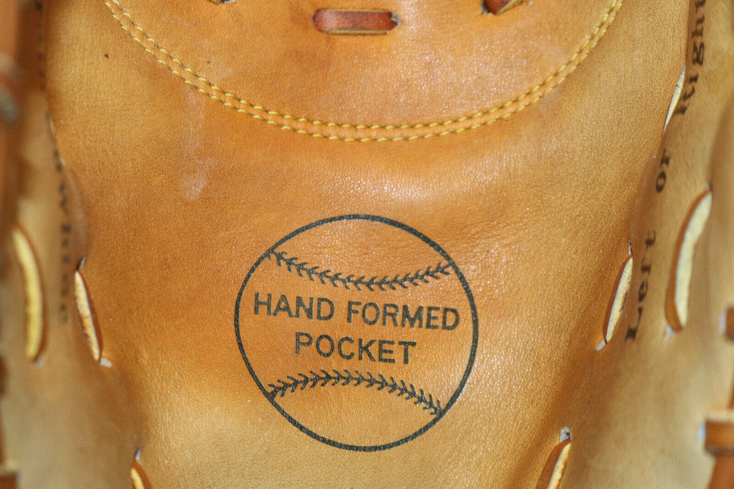 Baseball Softball Glove Hand Formed Pocket Pro Sports 471 Catchers Mitt