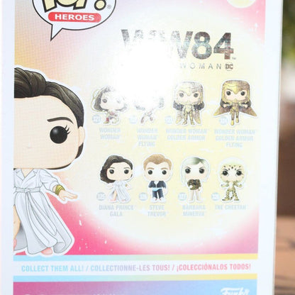 Diana Prince Gala Ww84 Wonder Woman Funko Pop Vinyl #325 Brande New