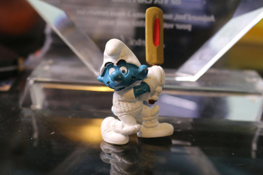 Vintage Cricket Smurf Figure. Made In Hong Kong 1980 By Peyo & Schleich. Toy
