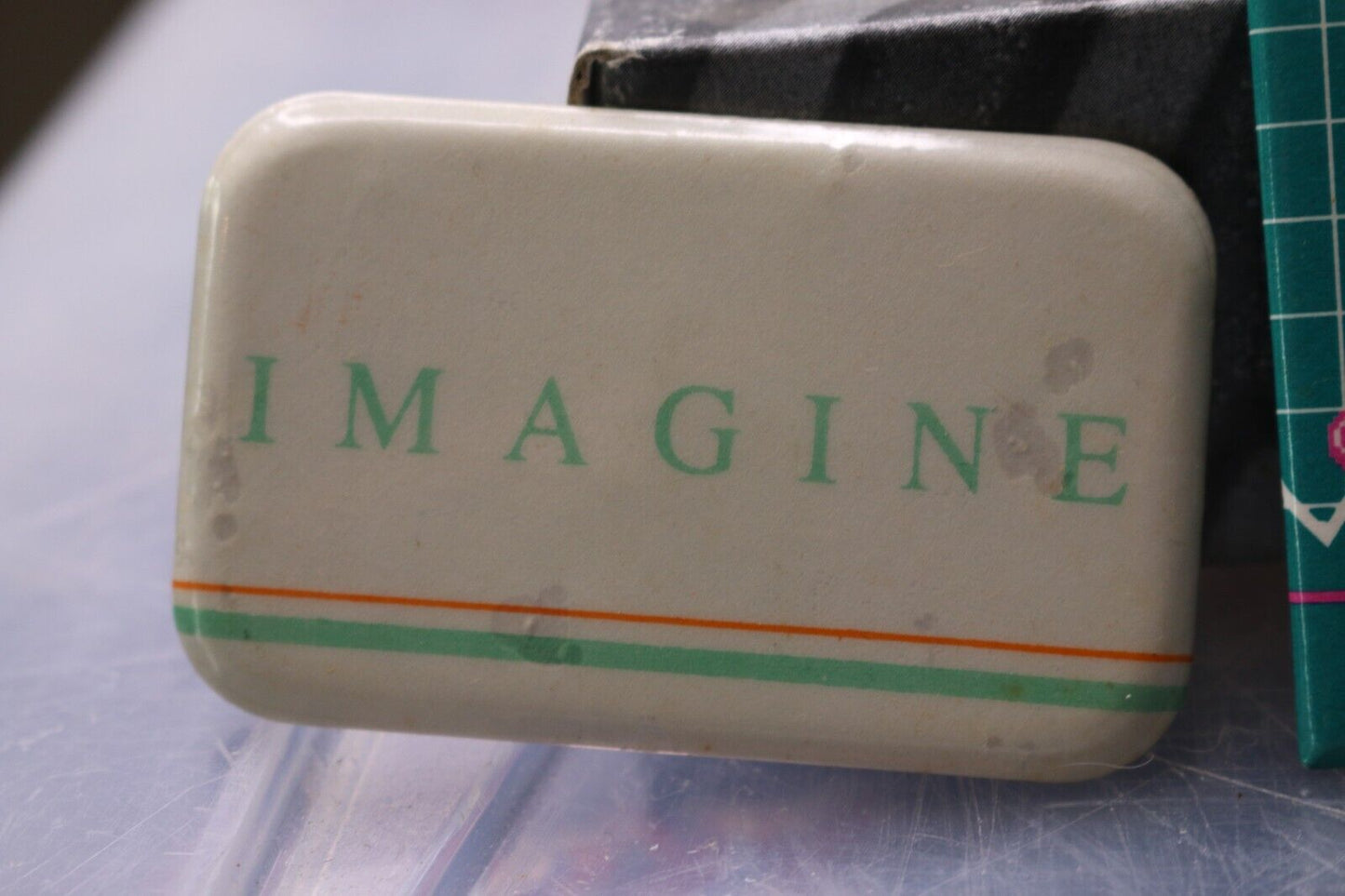 Vintage Macaron Pinback Québec Imagine Buttom Vtg Rare Collectible Canada