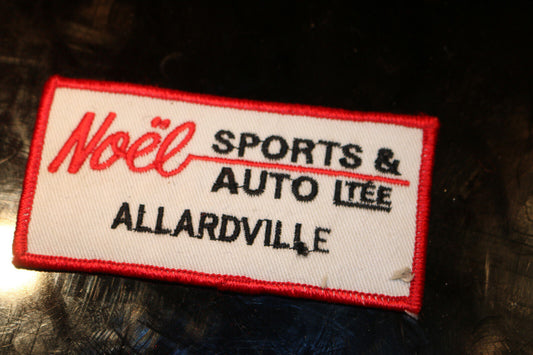 Vintage Shoulders Patches Souvenir  Noel Sports & Auto Allardville