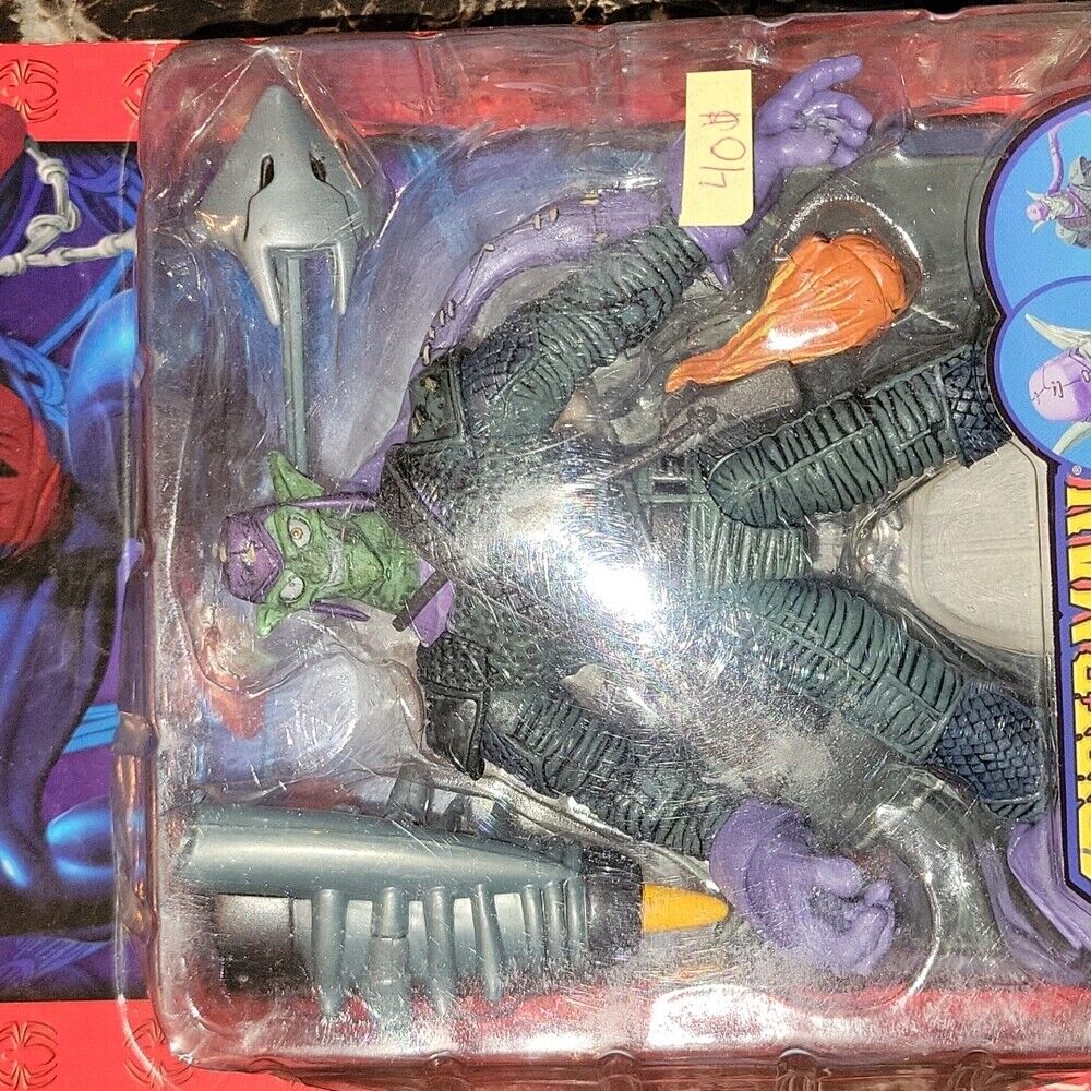 Spider-Man Green Goblin Toybiz 2003 Action Figure W/ Missile Launching Glider