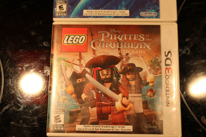 Lego Pirates Of The Caribbean Video Game Nintendo 3Ds Steeldiver Dinosaurs 3D