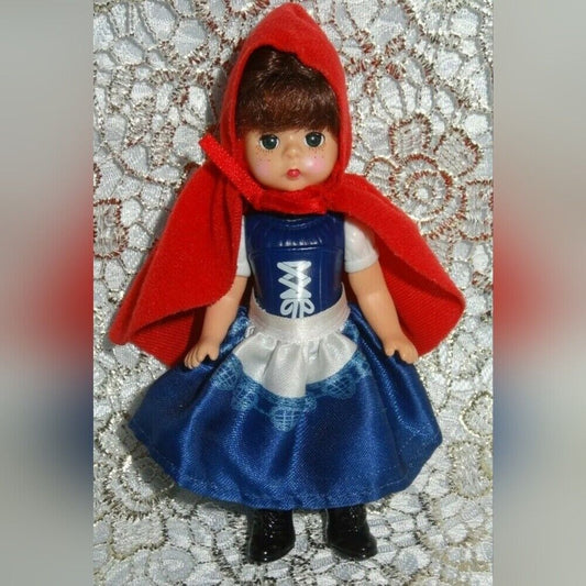 Madame Alexander Doll Little Red Riding Hood Mcdonalds Happy Meal 2010 Toy Doll