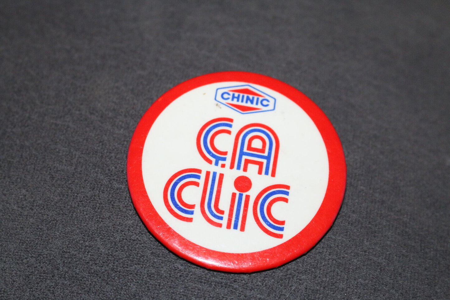 Chinic Ca Clic Vintage Québec Buttons Pin Back Macaron Vintage