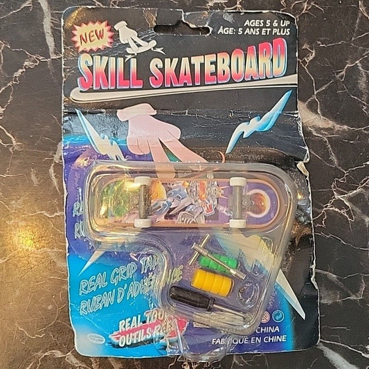 New Skill Skateboard Gundam Transformer Look Real Grip Tape & Tools Toys On Card