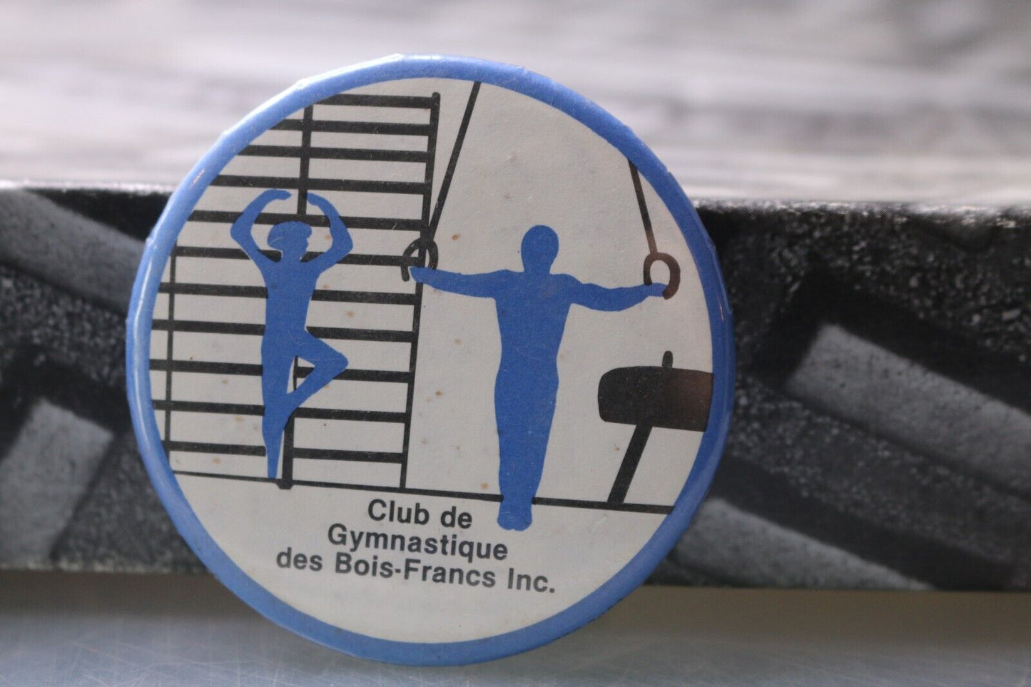 Vintage Macaron Pinback Québec Club De Gymnastique Gym Gymnastic Bois-Francs