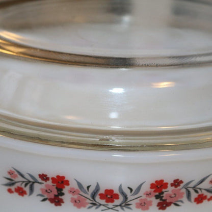 Vintage Fire King Oval Milk Glass 1-1/2 Quart Primrose Casserole Dish W/ Lid 467