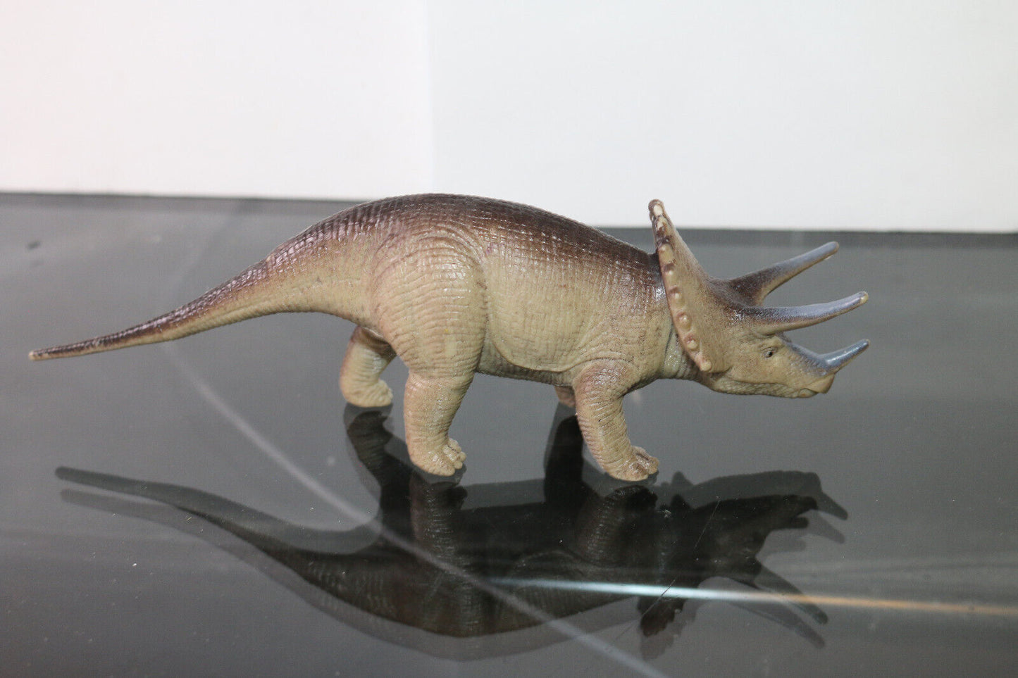 Vintage 1980'S Triceratops Plastic Dinosaur Toy Figure