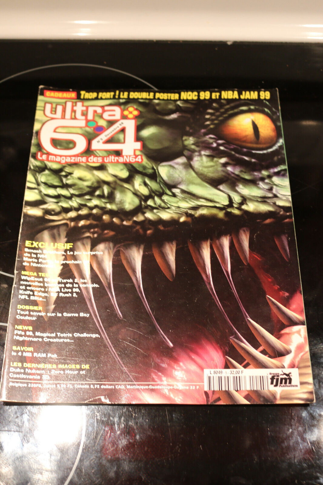 Magazine Game (French) Ultra 64 Numéro 05 - Décembre 1998 Turok Revue French