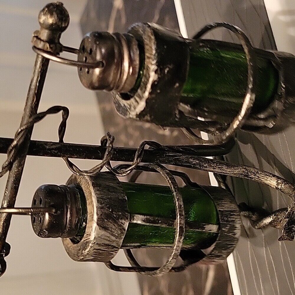Vintage Metal Anchor Stand Hanging Green Glass Lantern Salt And Pepper Shakers