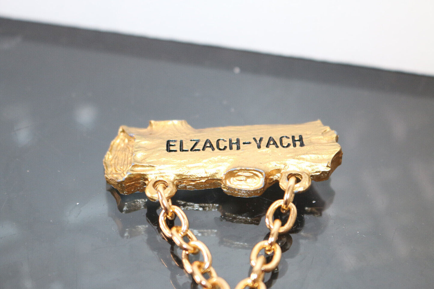 Vintage Rare Elzach-Vach 4 Int.Winter Waderunb 1990 Maccaron Pin On Golden Chain