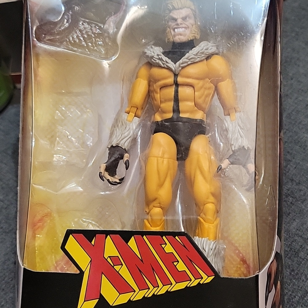 Opened No Build A Figure Part X-Men Sabretooth Marvel Legends Figure