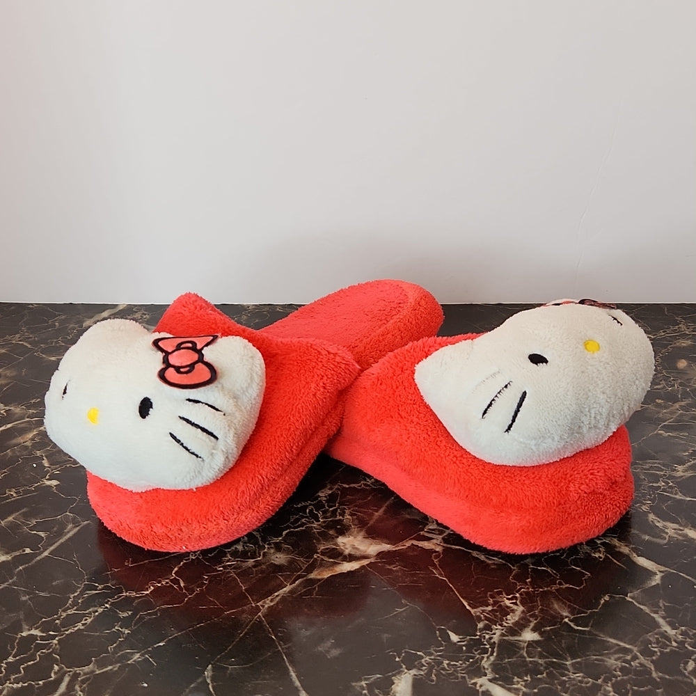 Hello Kitty Slippers Kids Size 12-13