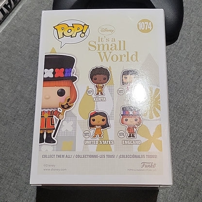 Funko Pop! It'S A Small World #1074 England Vynil Figure