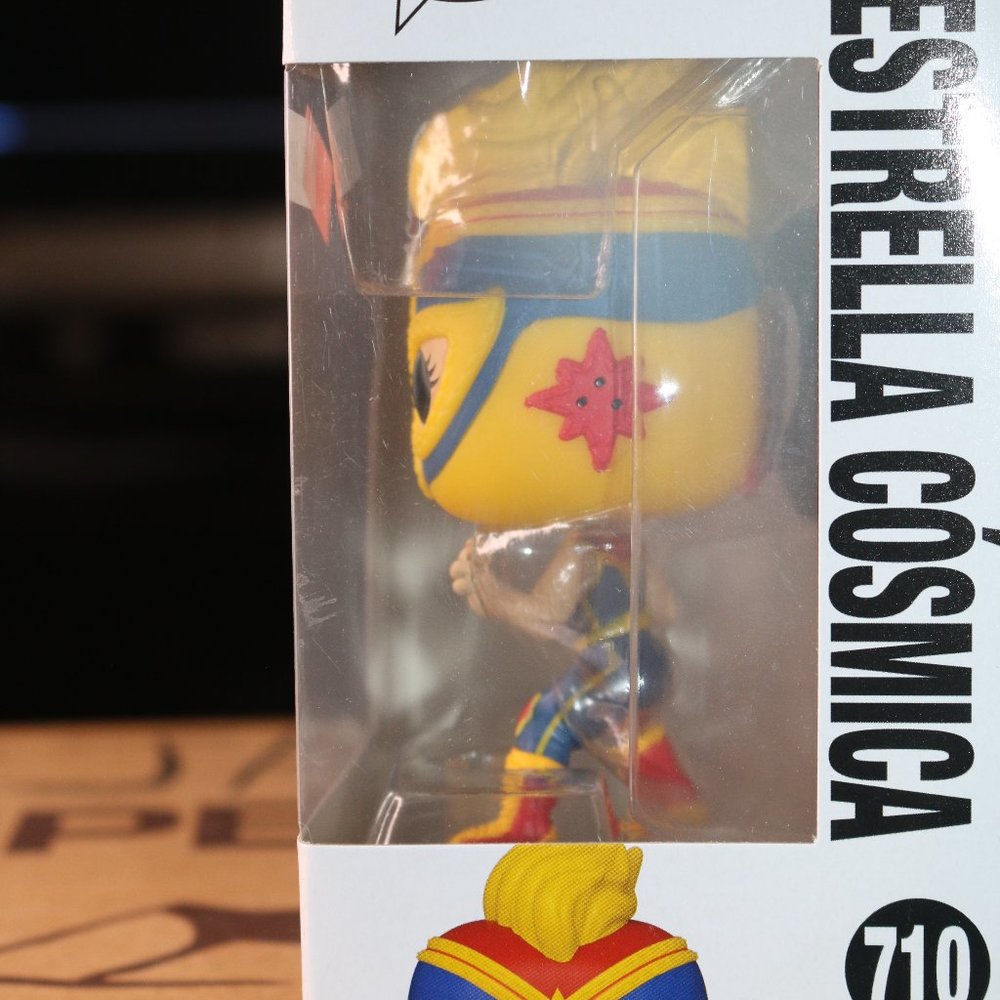 Marvel Lucha Libre Captain Marvel La Estrella Funko Pop! Vinyl Figure #710