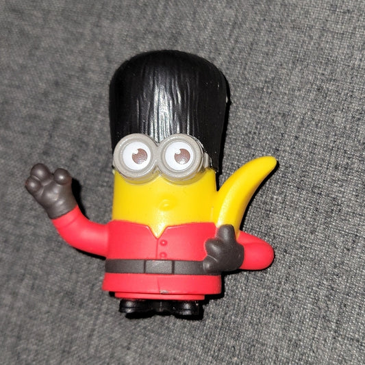 2019 Royal Guard Dave 2.5" Mcdonald'S Minion Figure Despicable Me Rise Of Gru