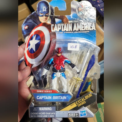 Hasbro Marvel Captain America Movie 3.75 - 4 Inch Captain Britain Figure