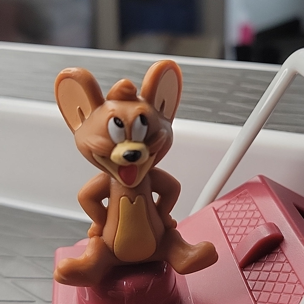 Mcdonalds Canada 2021 Tom & Jerry "Jerry'S Lawnmower" Toy Garbage