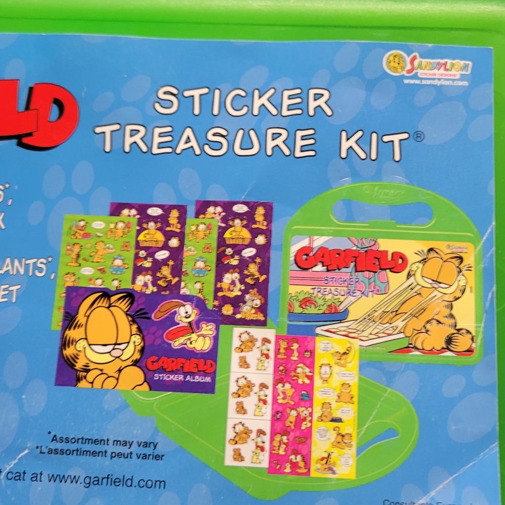 Empty Garfield Sandylion Sticker Treasure Kit Plastic Green Box Collectible