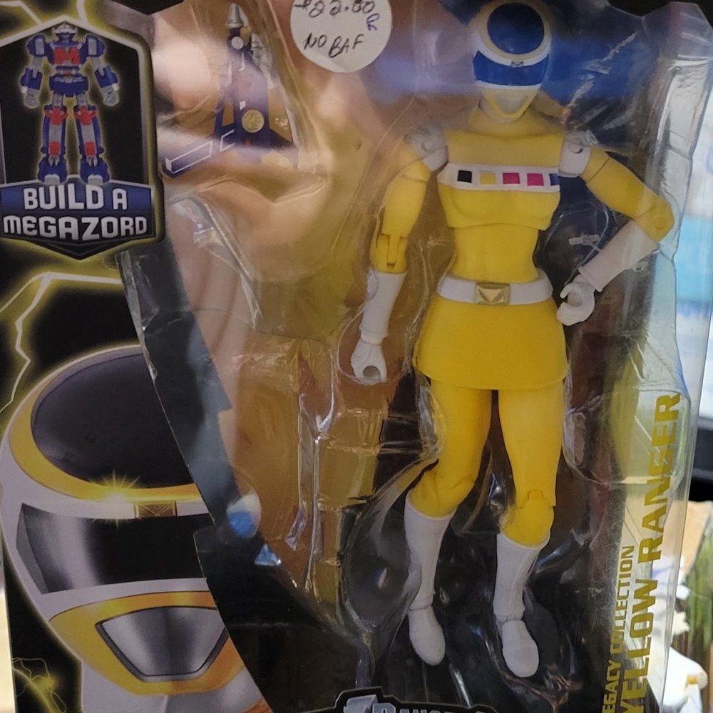 Saban'S Power Rangers In Space Legacy Collection Yellow Ranger Bandai Opened