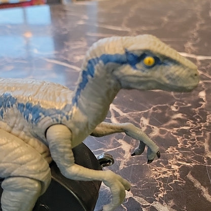 Jurassic World Fallen Kingdom Mattel Velociraptor Blue Rip-Run Dinos No Rip Cord