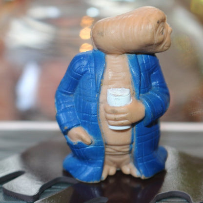 Vintage 1982 E.T. The Extra Terrestrial - 2" Toy Figure Blue Robe Beer Can