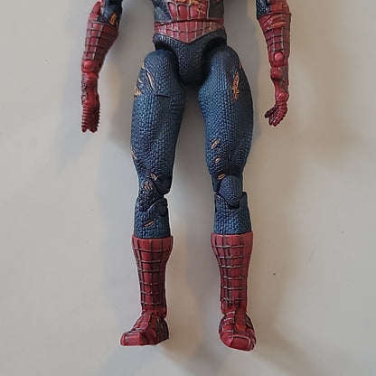 Toybiz Marvel Battle Ravaged Spiderman Tobey Maguire 6” Loose Figure –  Omniphustoys