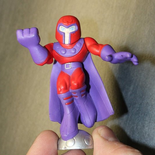 Marvel Super Hero Squad Magneto Figure X-Men Villain On Silver Orb