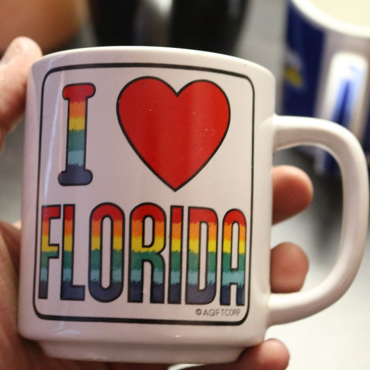 Vintage Souvenir Mug, "I Love Florida"