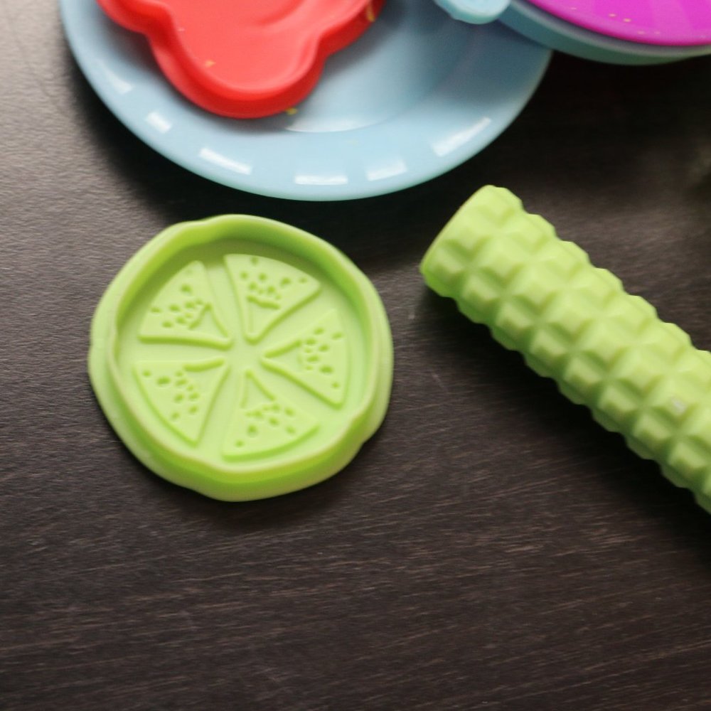 Play-Doh Kitchen Creations Toaster Creations