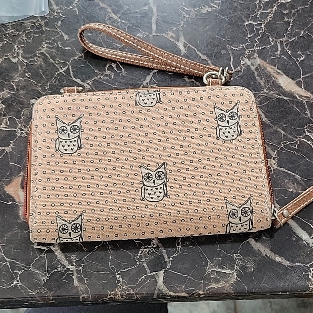 Unionbay Owl Wallet With Cell Phone Pocket