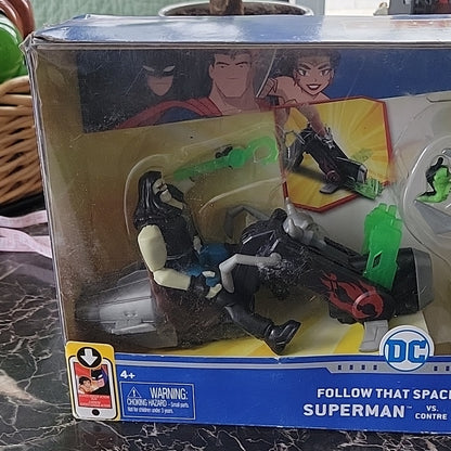 Justice League Action Superman Vs Lobo Follow That Space Cab Figure Set Sealed