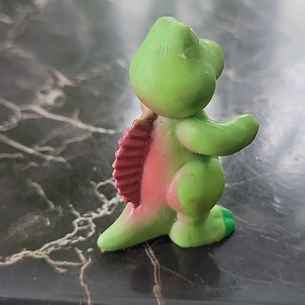 Vintage Barney Love Dino Dinosaur Toy Figure Soma