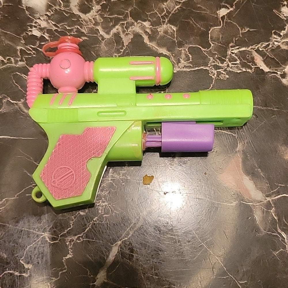 Mini Watergun Gun Collectible Untested Keychain