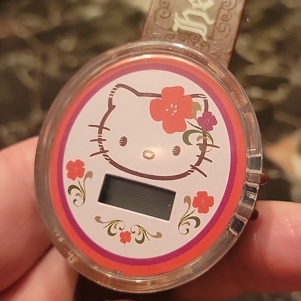 Sanrio Hello Kitty Watch- White/Silver | Sanrio hello kitty, Hello kitty,  Sanrio