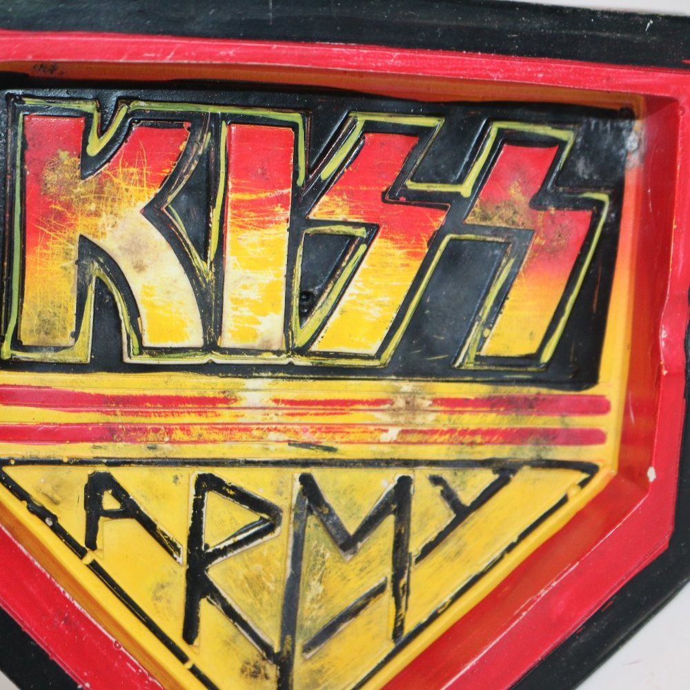 Kiss Army Ashtray/Incense Burner - 2005 Kiss Catalog