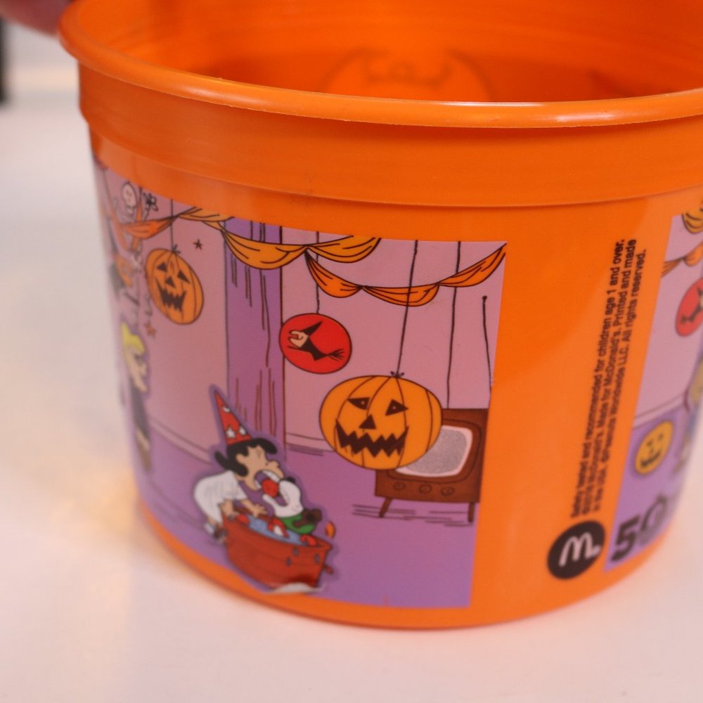 Mcdonalds Peanuts Halloween Happy Meal Bucket Pail W/ Handle 2016 Trick R Treat