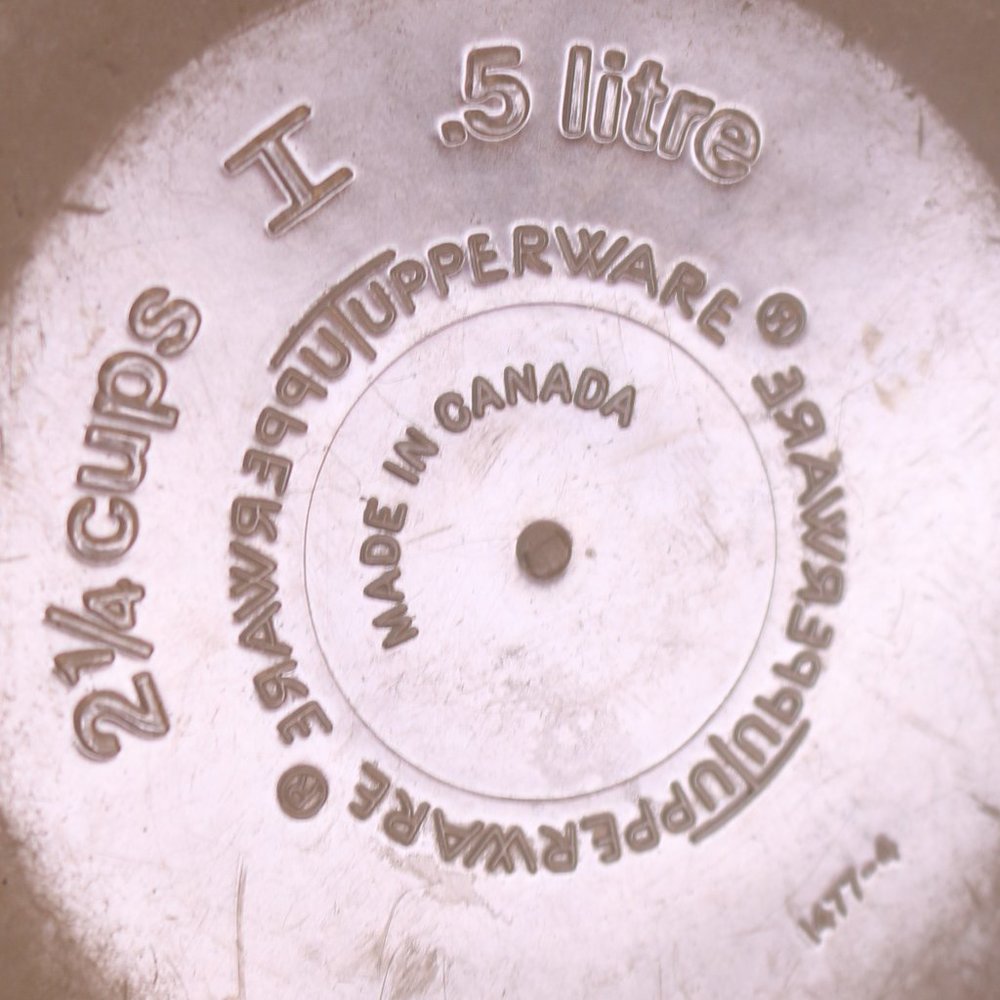 Orange Round Push Top Tupperware Medium Canister 1481-8