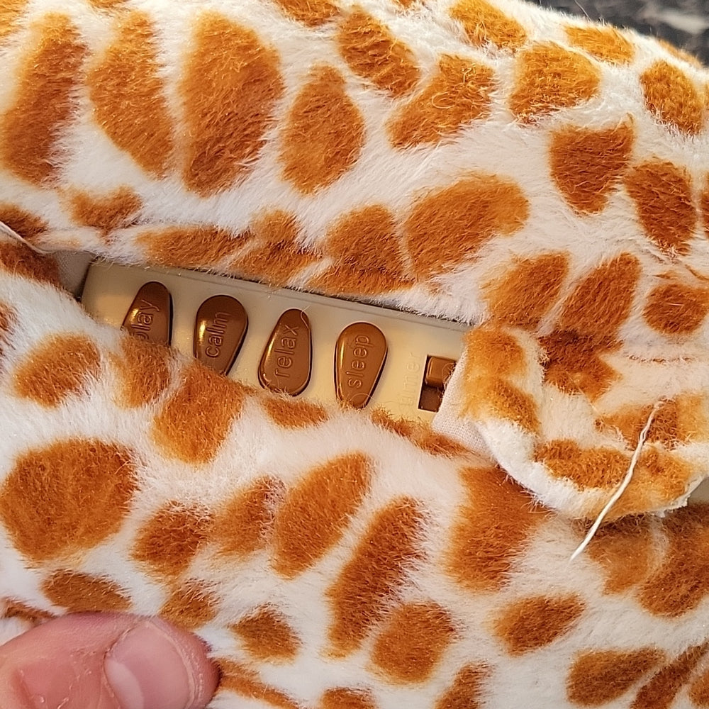 Cloud B Gentle Giraffe Plush Sounds Music Calm Crib Baby Soother Sleep Relax 18”