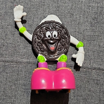 Collectible Oreo Cookie On Wheels Roller Skates 1993