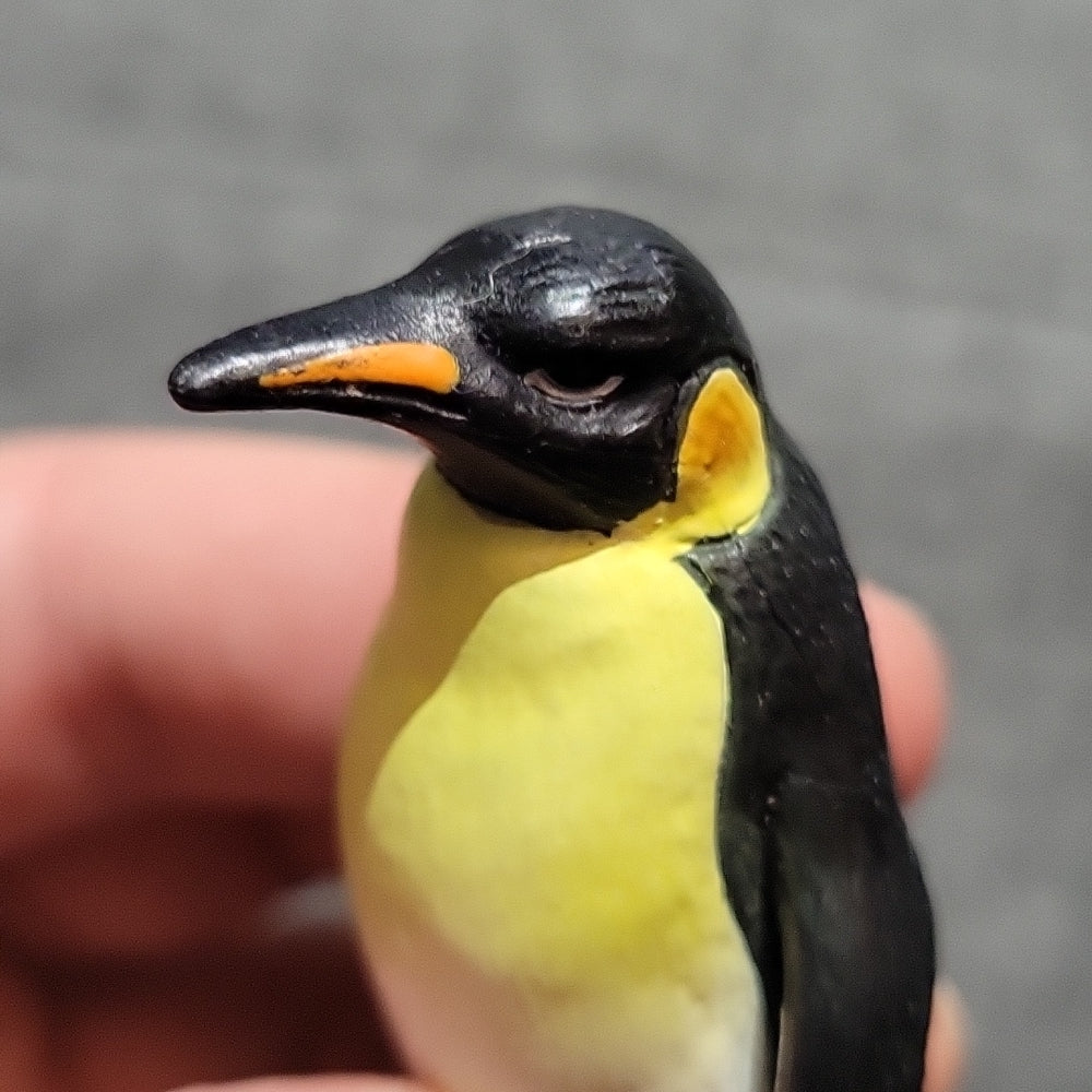 Schleich 1997 Emperor Penguin 2 1/2" Figure