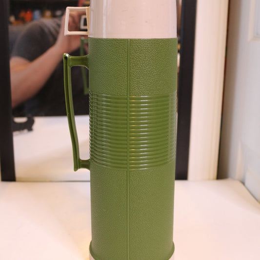 Thermos With Cup Vintage Plastic Quart Coffee Tea Hot Vacuum Bottle Green 32 Oz