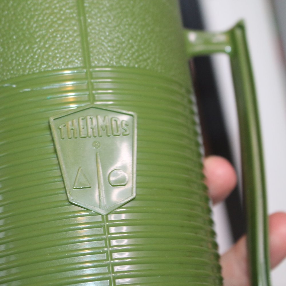 Thermos With Cup Vintage Plastic Quart Coffee Tea Hot Vacuum Bottle Green 32 Oz