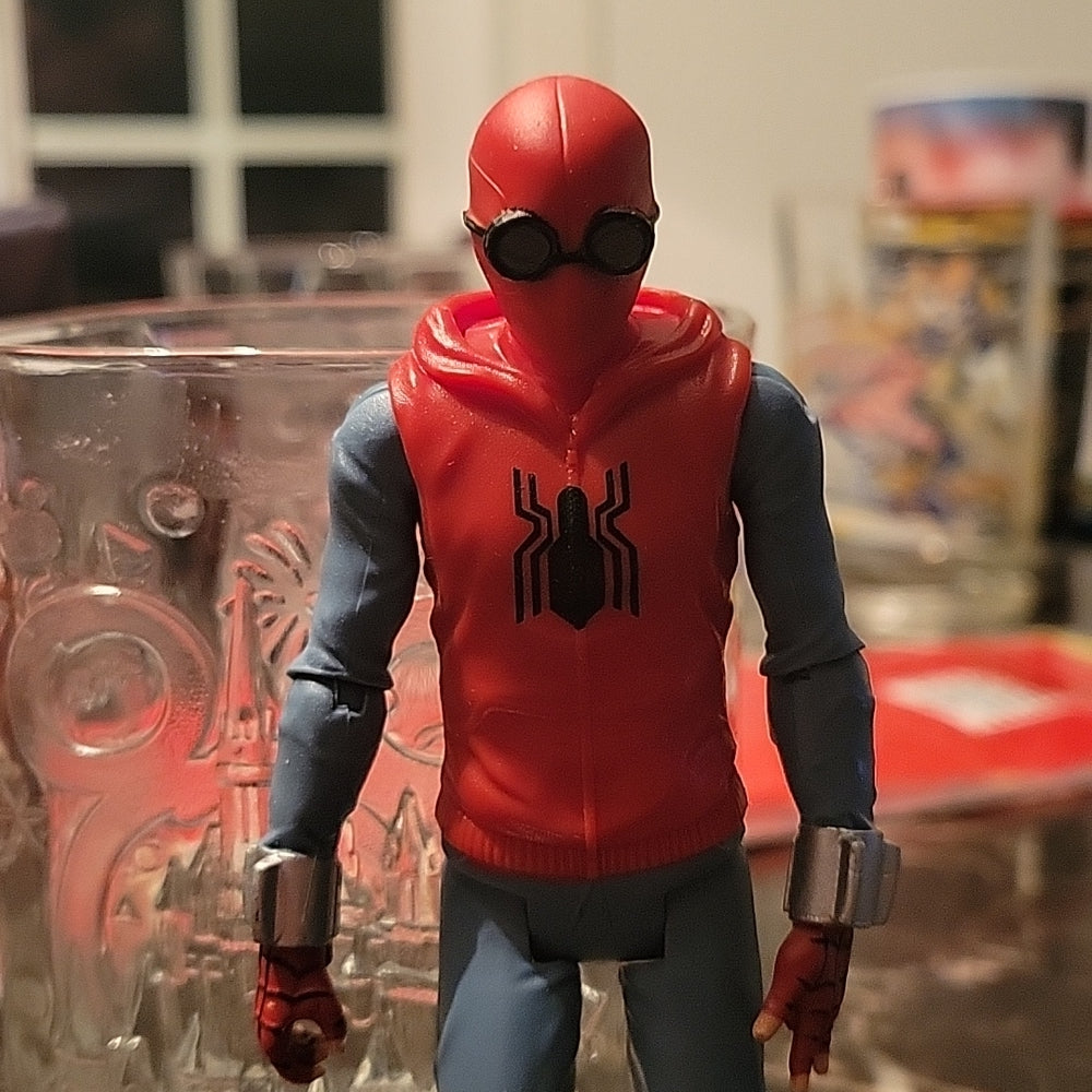 Spider shops man homecoming homemade suit action figure