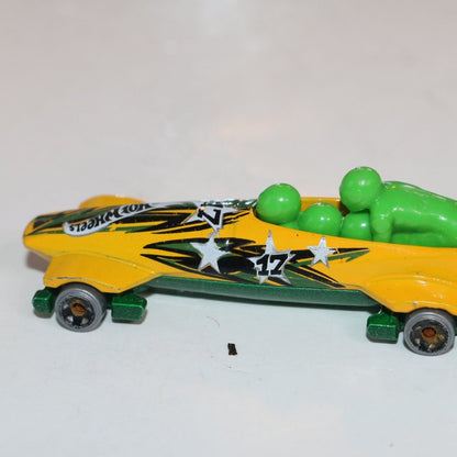 2014 Hot Wheels 1/64 Diecast Cfg94 Yellow/Green Daredevils Ice Shredder #17-Mala