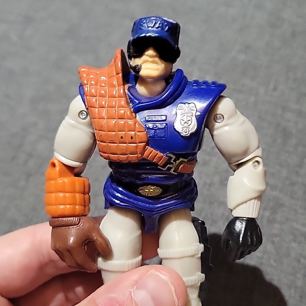 Vintage 1988 Hasbro Cops N Crooks Sgt. Mace Actiohln Figure Swat Loose