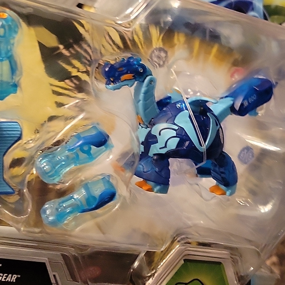 Bakugan Ultra Armored Alliance Ventus Blue Ramparian Transforming Baku –  Omniphustoys